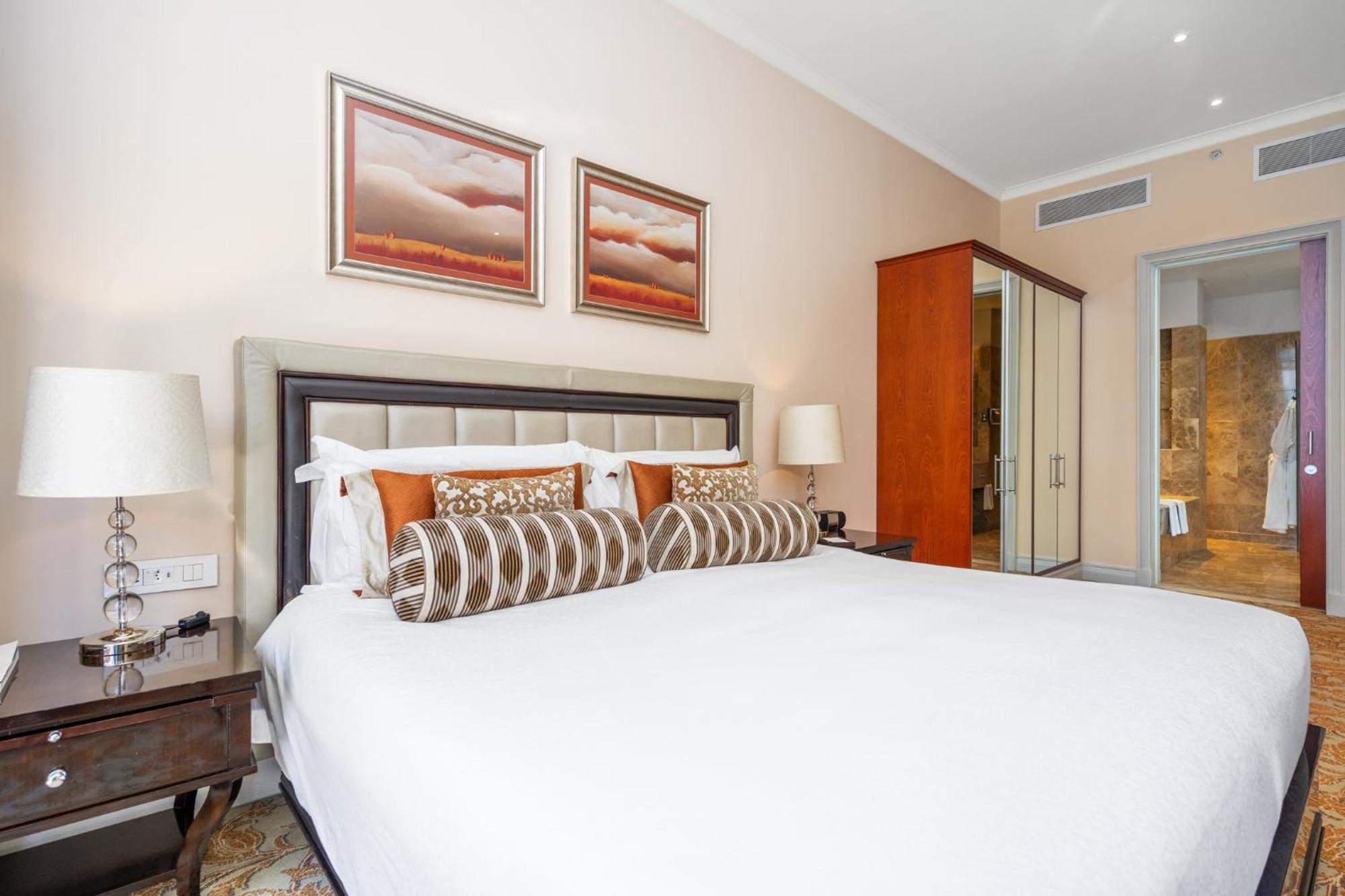 Taj Hotel 305 Fokváros Kültér fotó