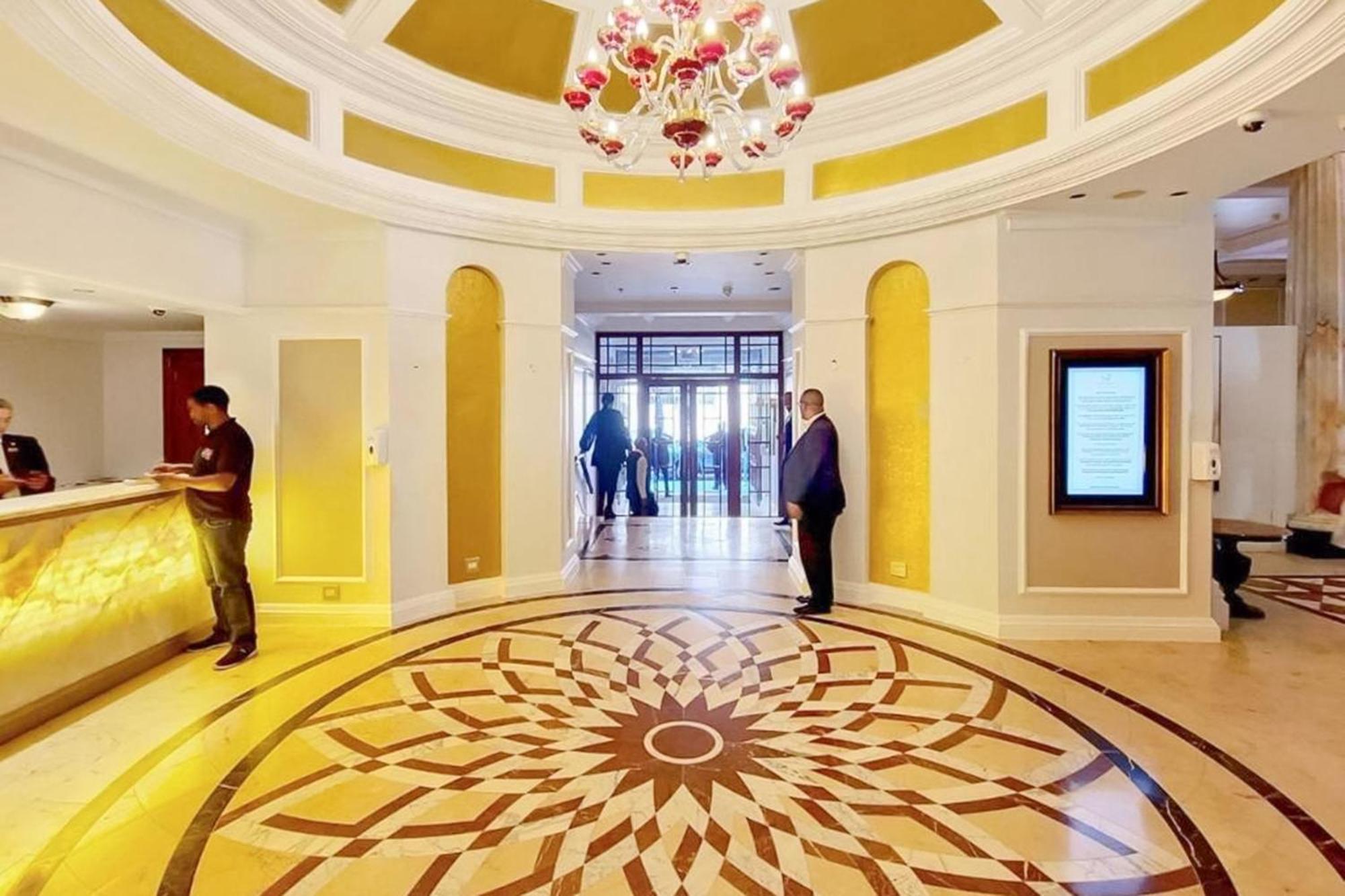 Taj Hotel 305 Fokváros Kültér fotó